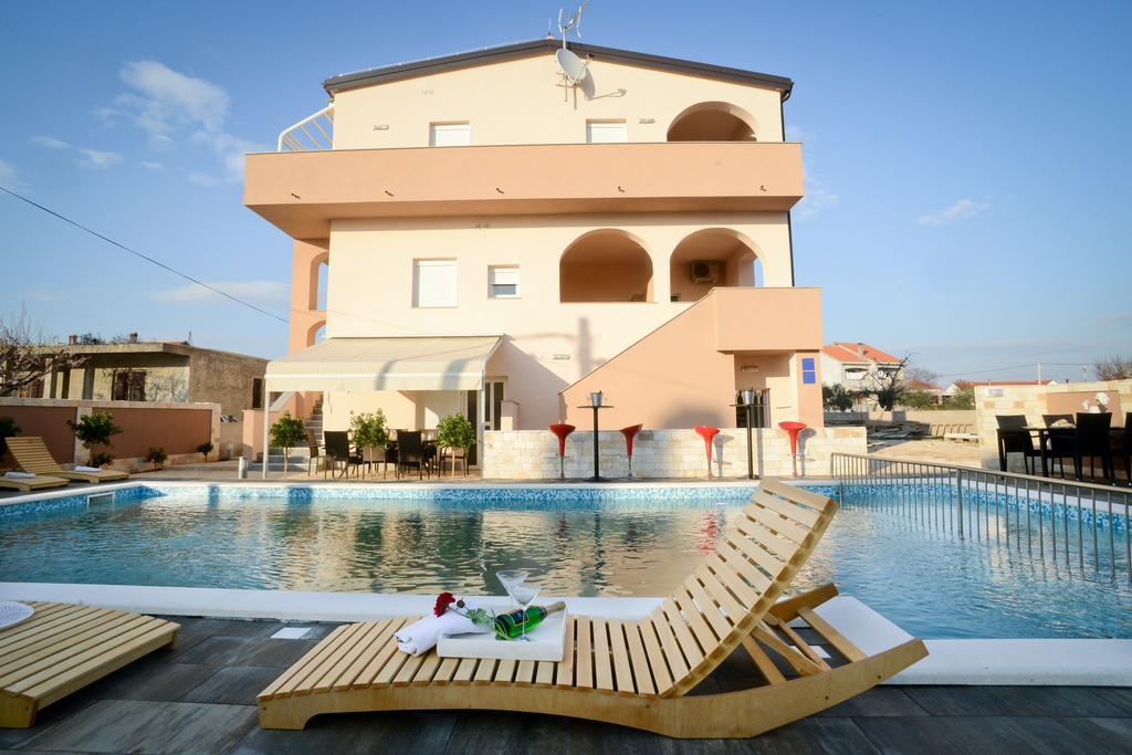 Apartments Julijana Privlaka  Exterior foto